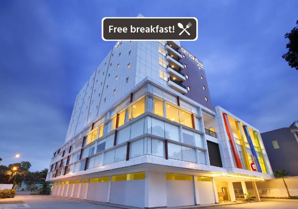 Amaris Hotel Pakuan Bogor Esterno foto