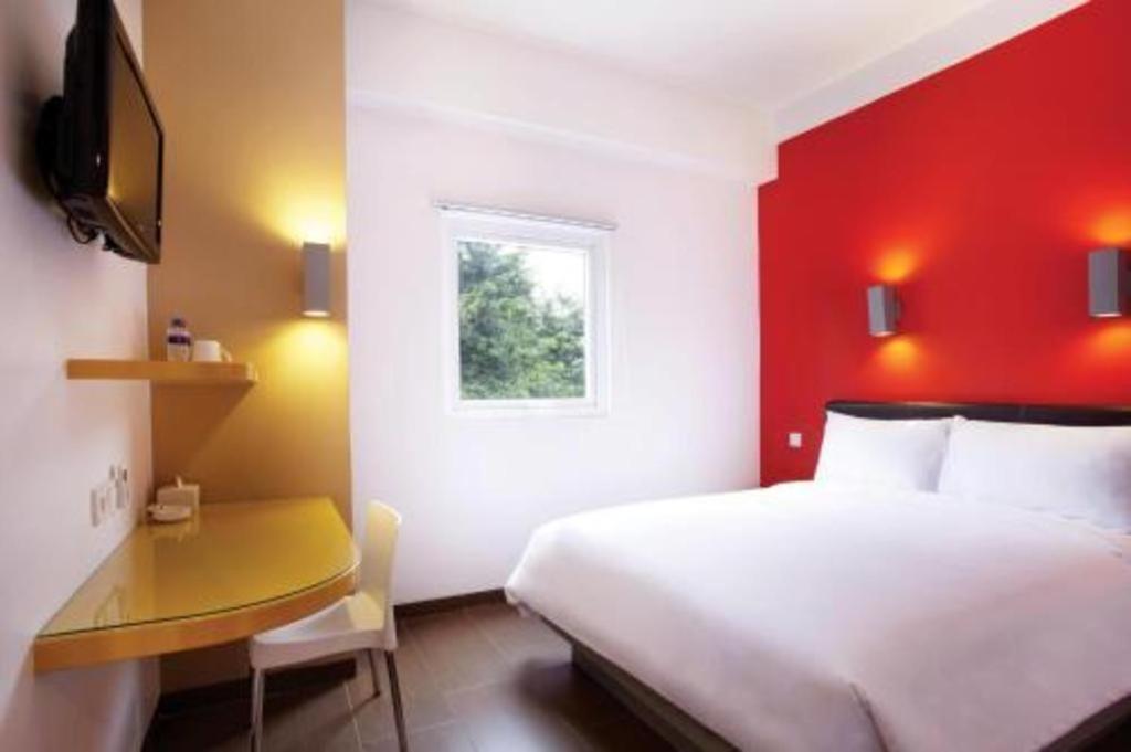 Amaris Hotel Pakuan Bogor Esterno foto