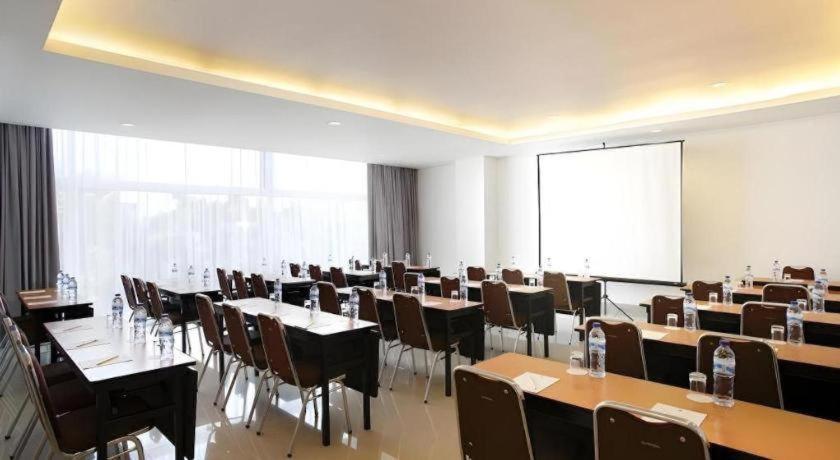 Amaris Hotel Pakuan Bogor Esterno foto